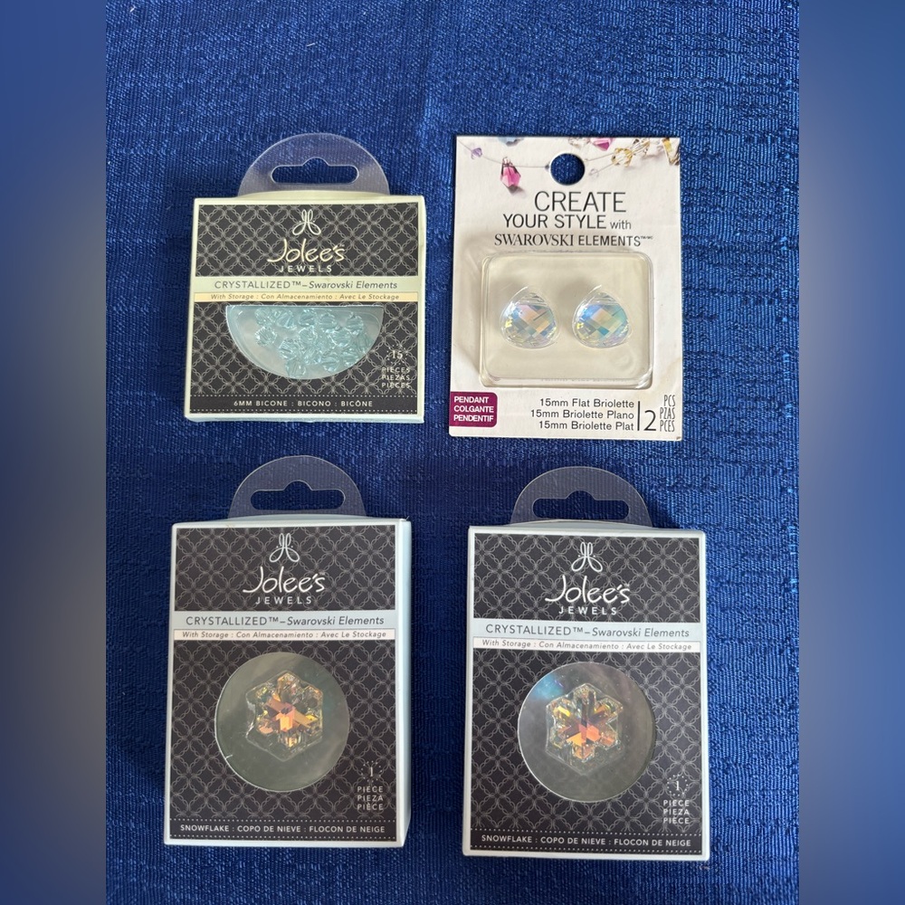 Crystallized Swarovski Elements
